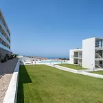 Private Condominium, Pool, Tennis & Sea View By Silver Prop Ναζαρέ