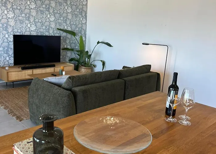 Apartment Private Condominium, Pool, Tennis & Sea View By Silver Prop Nazaré